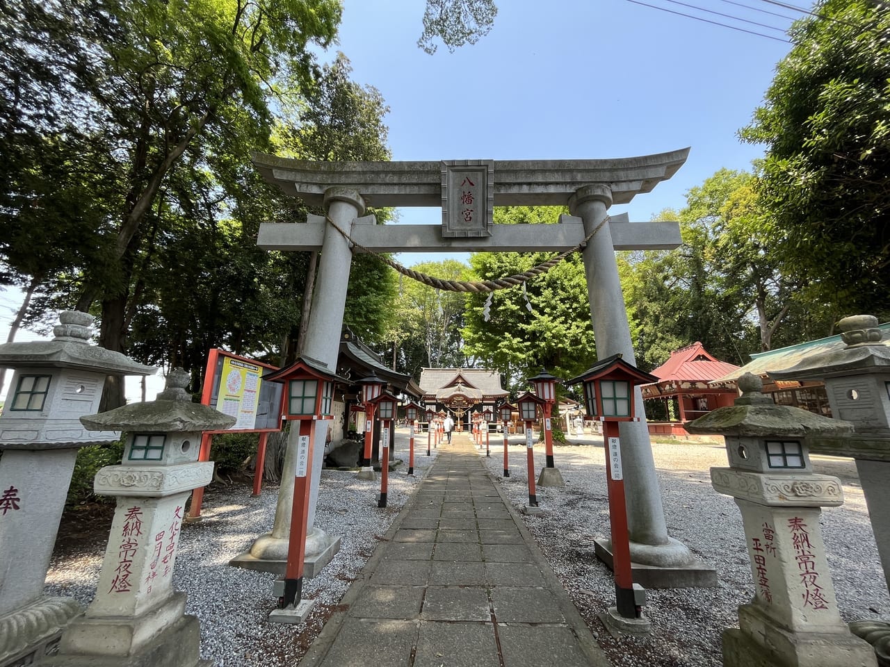 鳥居と参道